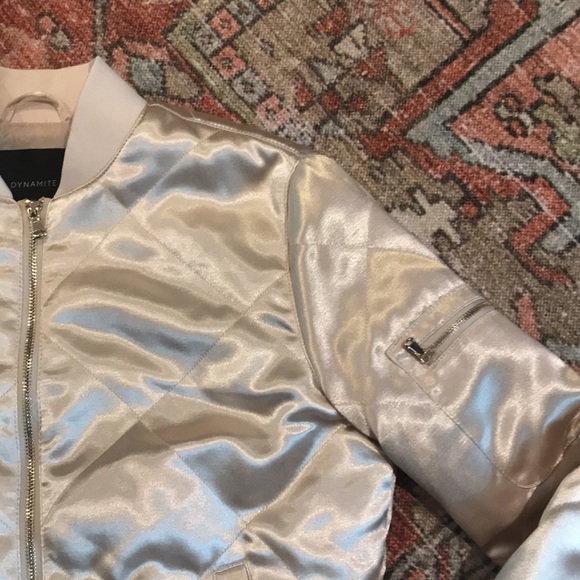 Women’s Dynamite Bomber Jacket - Picture 4 of 6